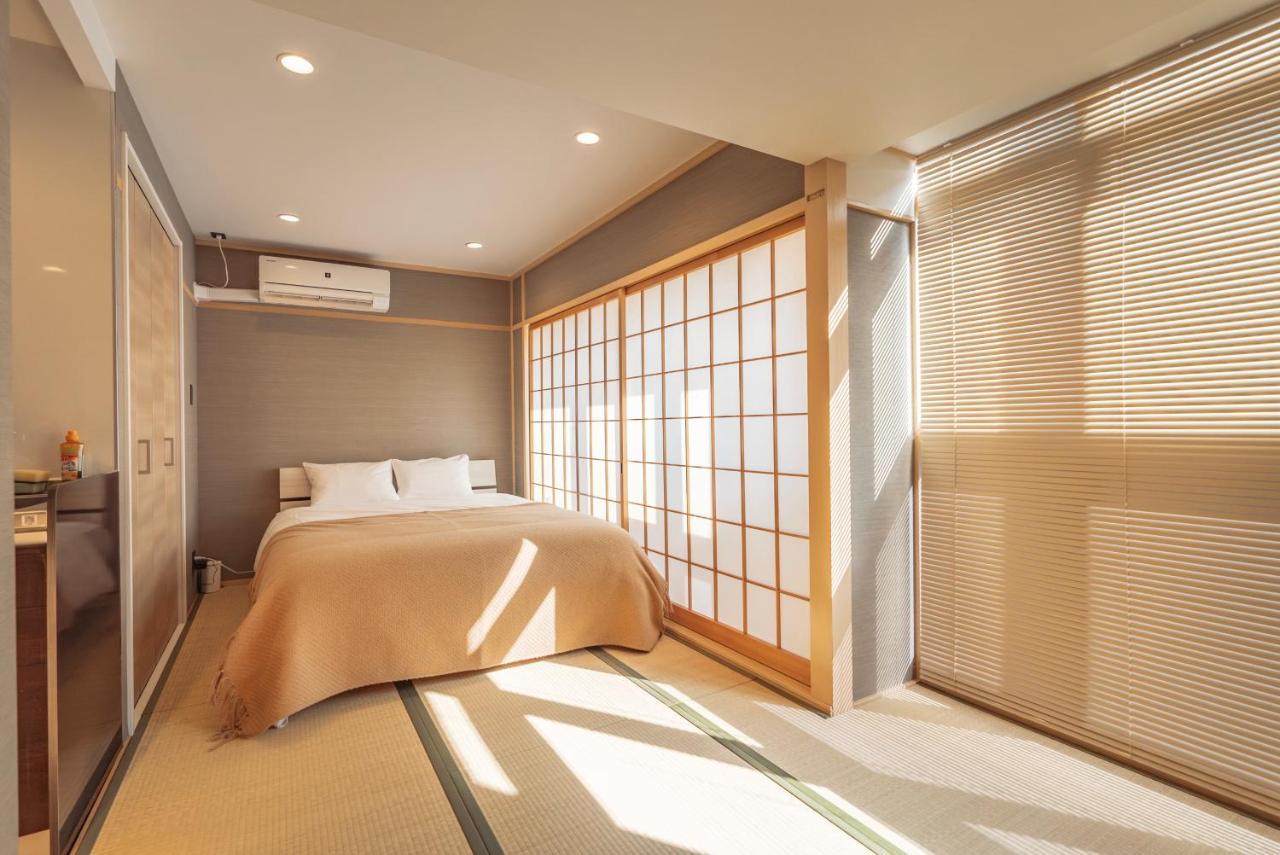 谷町君・星hotel・道頓福居 Osaka Eksteriør billede